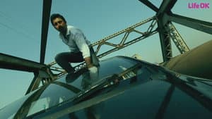 Rajveer Saves Naina