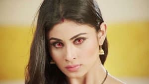 Kabir Tries to Kill Shivanya.
