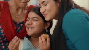 Soni tops her class