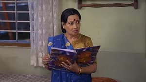 Happu buys a gold necklace for Rajesh - Happu Ki Ultan Paltan