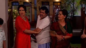 Rajesh returns the footwear - Happu Ki Ultan Paltan