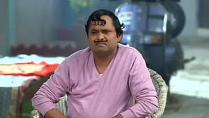 Amma and Rajesh begin their campaign - Happu Ki Ultan Paltan