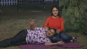 Happu gets in trouble trying to romance Rajesh - Happu Ki Ultan Paltan