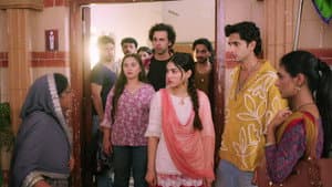 Heer Doubts Nimrat's Motives