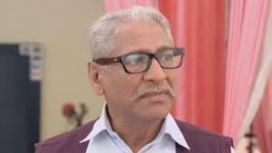 Gadhaprasad Returns With The Commissioner