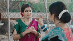Durgavati mediates Ganga and Indu's dispute