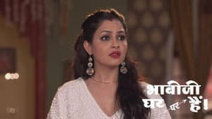 Angoori Hosts a Kitty Party At Home